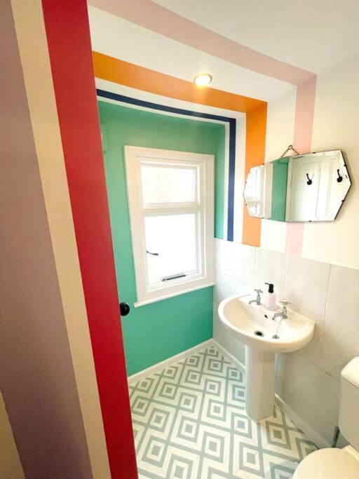 Colourful Apartment In Margate KENT 외부 사진